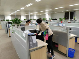 為何大中企業(yè)都將保潔外包給專業(yè)保潔托管公司呢？